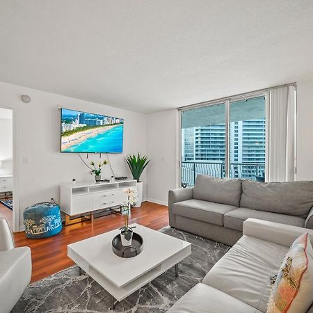 Luxurious 1Br High Rise Condo Brickell-Free Parking Майами Экстерьер фото