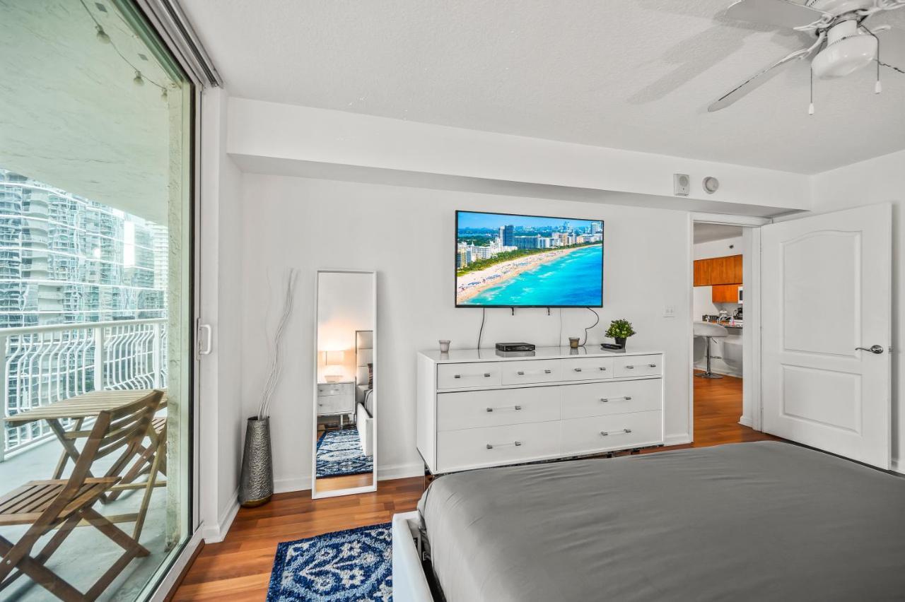 Luxurious 1Br High Rise Condo Brickell-Free Parking Майами Экстерьер фото
