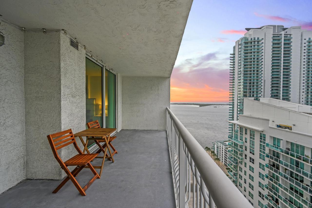 Luxurious 1Br High Rise Condo Brickell-Free Parking Майами Экстерьер фото